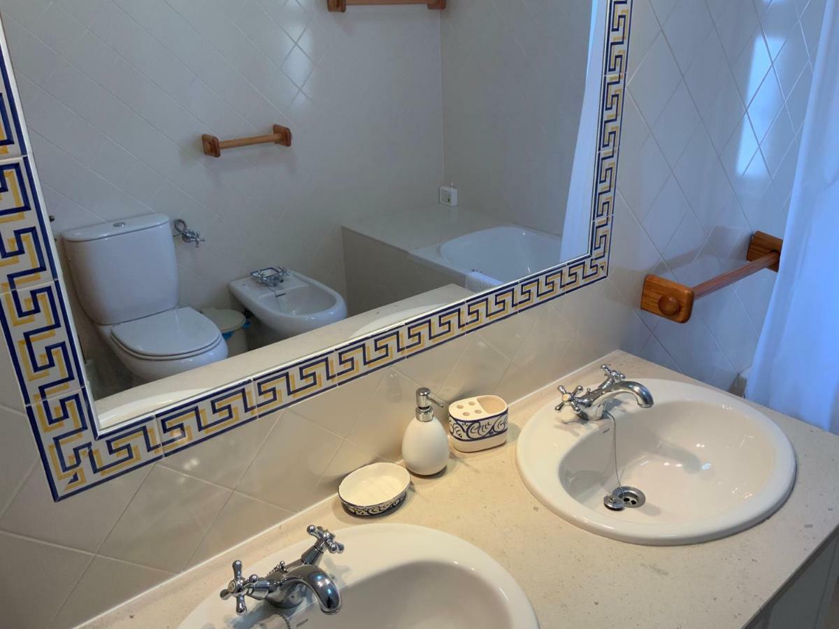 Guest House Alfarrobeiras Albufeira Buitenkant foto