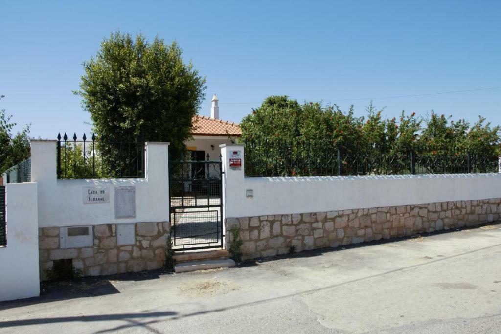 Guest House Alfarrobeiras Albufeira Buitenkant foto