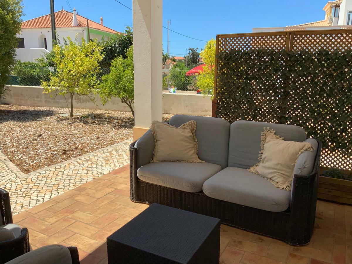 Guest House Alfarrobeiras Albufeira Buitenkant foto